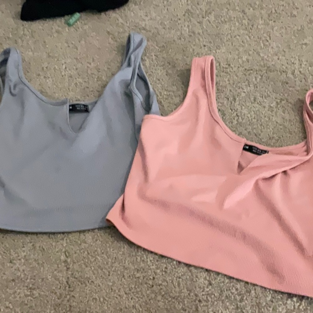 Set of 2 tanks Shein